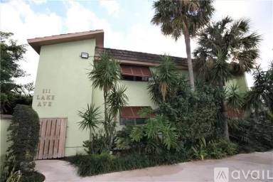 Main picture of 111 Lake Ave
