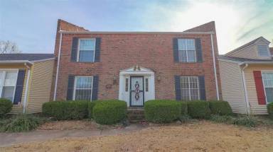 Main picture of 114 N Grand Ave