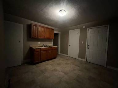 Main picture of 1308 4th St NE