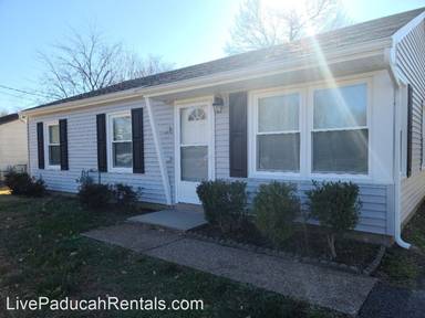 Main picture of 935 N 32nd St