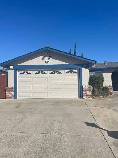 Main picture of 1713 Kingsly Dr