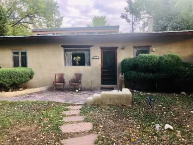 Main picture of 114 Upper Ranchitos Rd