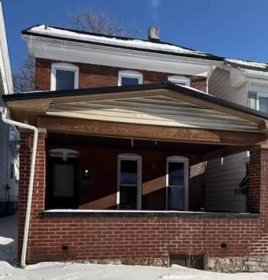 Main picture of 1523 1st Ave