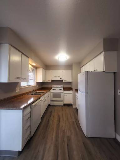 Main picture of 3445 Neil Rd