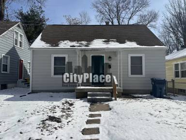 Main picture of 4705 Rosslyn Ave