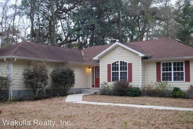 Main picture of 376 River Plantation Rd