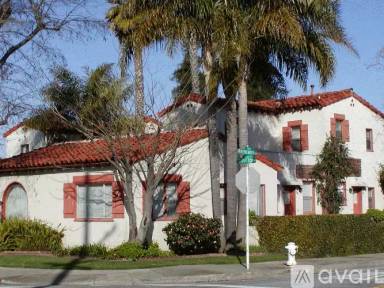 Main picture of 696 Dutton Ave