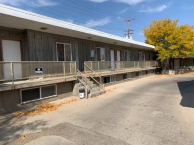 Main picture of 310 N Center St