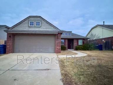 Main picture of 4405 N 33rd St