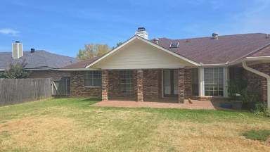 Main picture of 466 Mayfair Ct