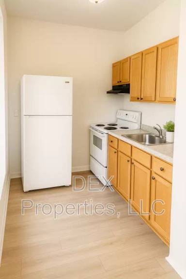 Main picture of 1320 Academy Ave