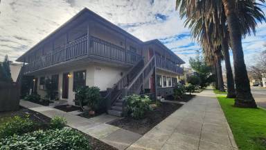 Main picture of 1724 T St