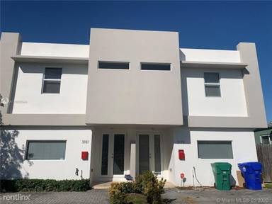 Main picture of 3179 SW 24th St
