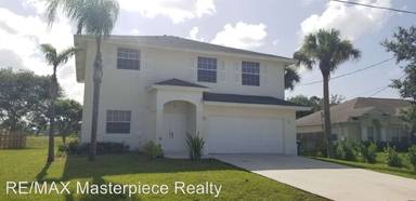 Main picture of 2565 SW National Cir