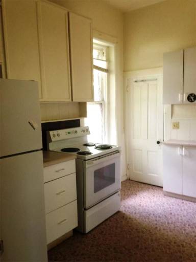 Main picture of 1061 12th St