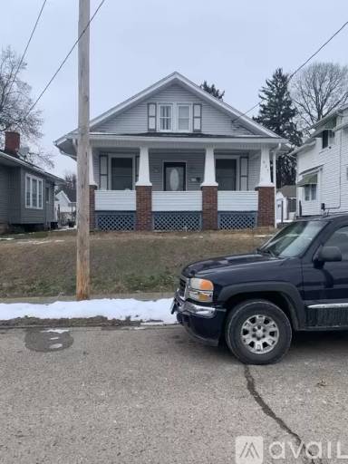 Main picture of 627 Echo Ave