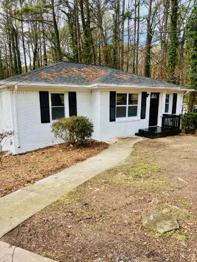 Main picture of 2535 Susan Ln SW