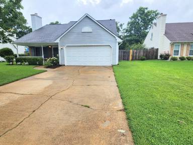 Main picture of 988 Blanding Ct