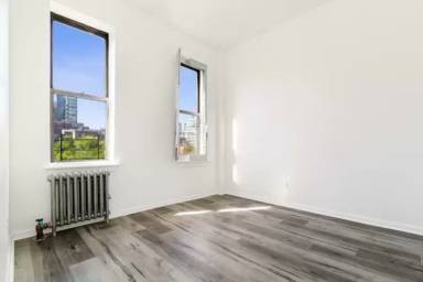 Main picture of 53 Stanton St