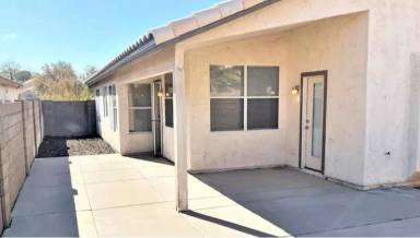 Main picture of 8944 W Fullam St