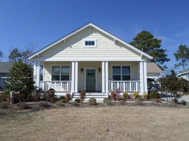 Main picture of 445 Belvedere Dr