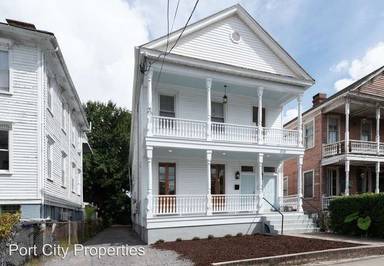 Main picture of 320 Sumter St