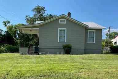 Main picture of 1828 Madison Ave SW