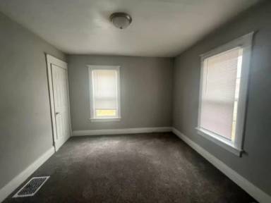 Main picture of 530 Warren St