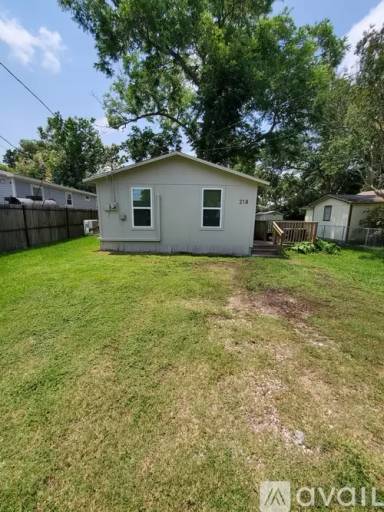 Main picture of 218 Kansas St