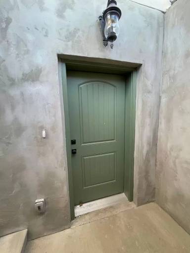 Main picture of 1006 - 1016 N 1030 W