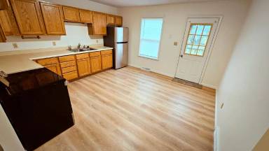 Main picture of 1822-1824 Sawmill PL