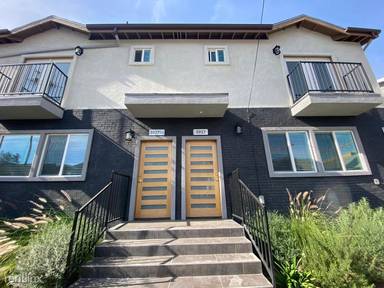 Main picture of 3927 Wisconsin St