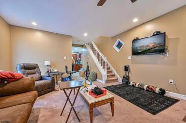 Main picture of 2018 Magellan Ave