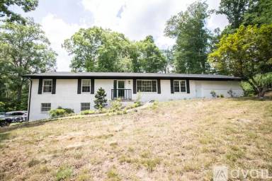 Main picture of 1412 Chert Pit Rd