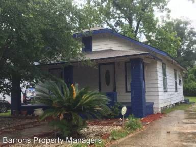 Main picture of 213 E Bobe St