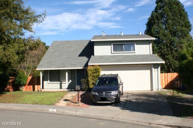 Main picture of 332 Sunrise Ct