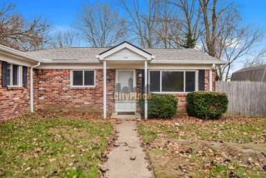 Main picture of 7110 Pin Oak St