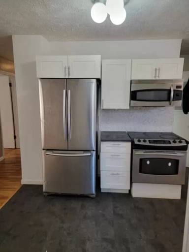 Main picture of 417 E 23 St