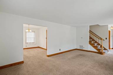 Main picture of 103 Powhatan Dr