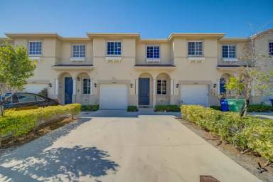Main picture of 21486 NW 14th Ct