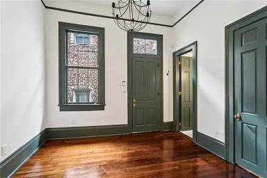 Main picture of 632 Esplanade Ave