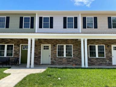 Main picture of 3927 Newhall Dr NW