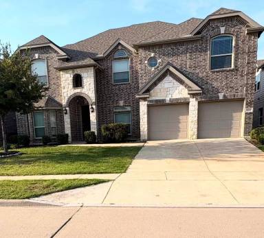 Main picture of 1221 Hoyt Dr
