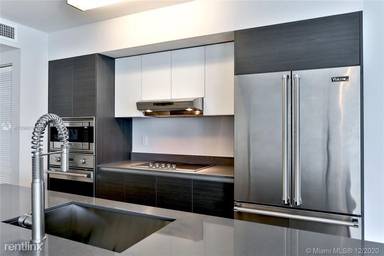 Main picture of 9821 E Bay Harbor Dr