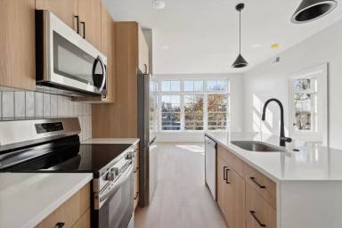 Main picture of 5521 Wayne Ave