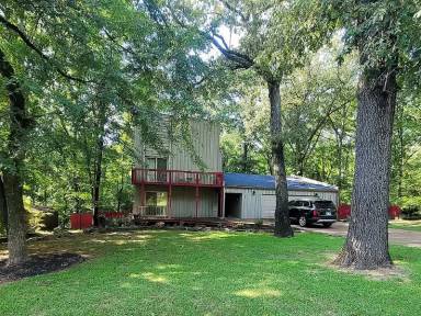 Main picture of 2533 Mark Ln