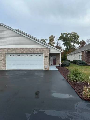 Main picture of 1967 Ridgepine Rd