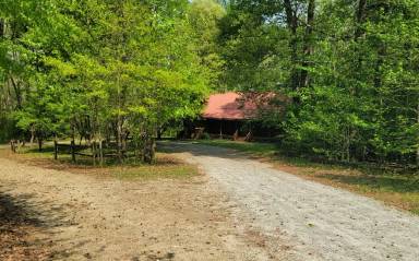 Main picture of 2391 Booth Cir