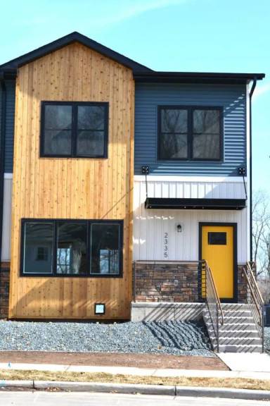 Main picture of 2337 2nd St