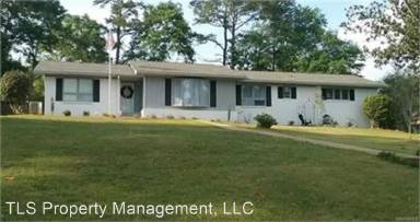 Main picture of 205 Oakwood Dr